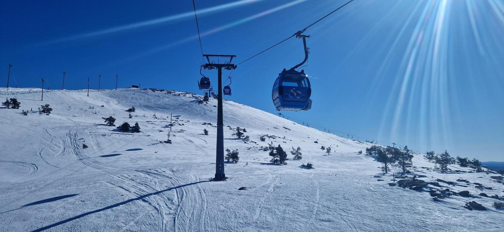 Tunturinlaita A4, Ski-in Ski-out 3xbedroom Holiday home *